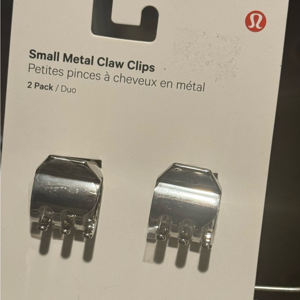 Lululemon Small Metal Claw Clip 
2 pack